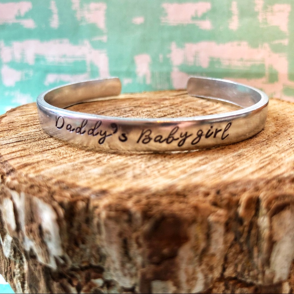 🆕 Daddy’s Babygirl Handstamped Cuff Bracelet